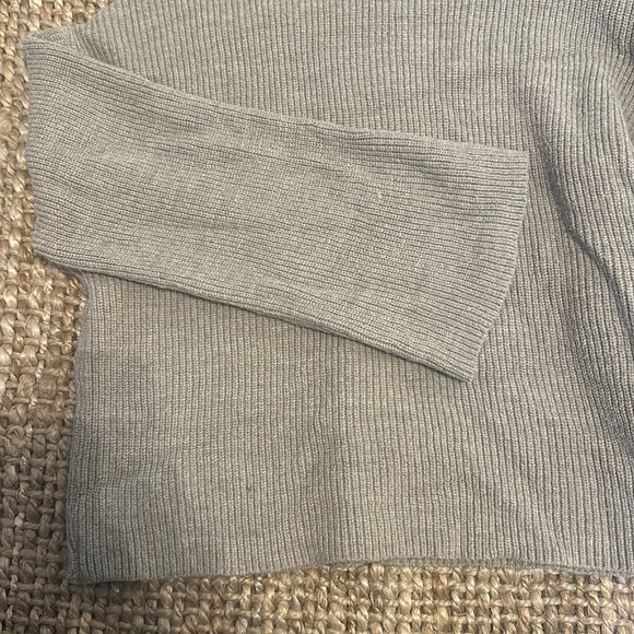 Beige sweater used 3 times - Picture 3 of 3
